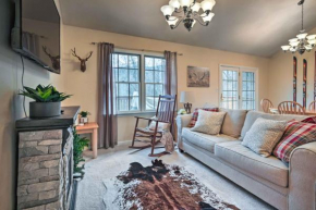 Homey Ridgetop Retreat - Walk to Hiking and Biking Clear Spring